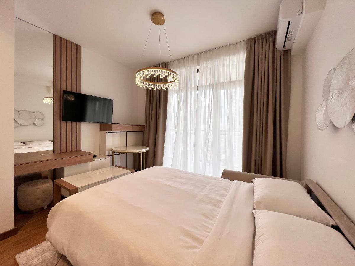 Waterfront Luxury Suites Belgrad Exteriör bild