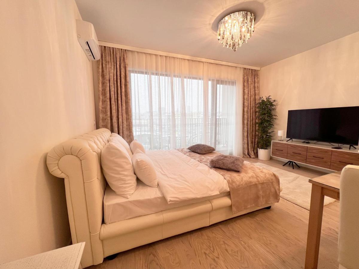 Waterfront Luxury Suites Belgrad Exteriör bild