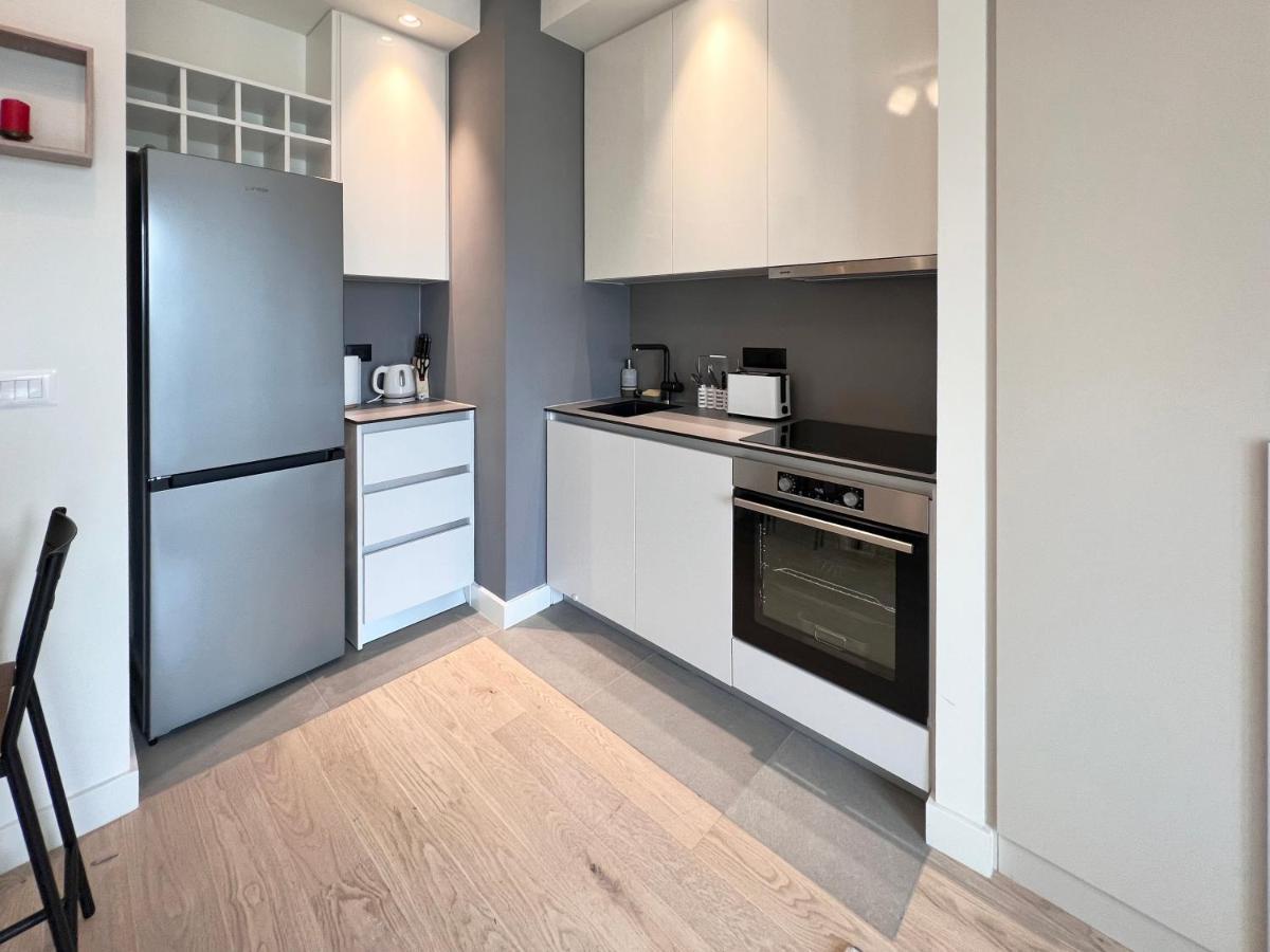 Waterfront Luxury Suites Belgrad Exteriör bild