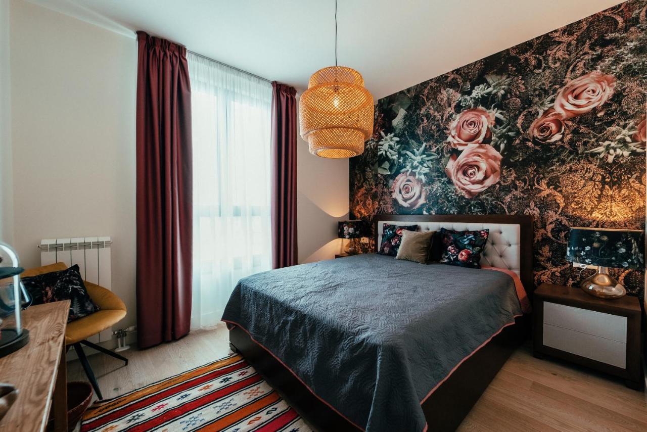 Waterfront Luxury Suites Belgrad Exteriör bild