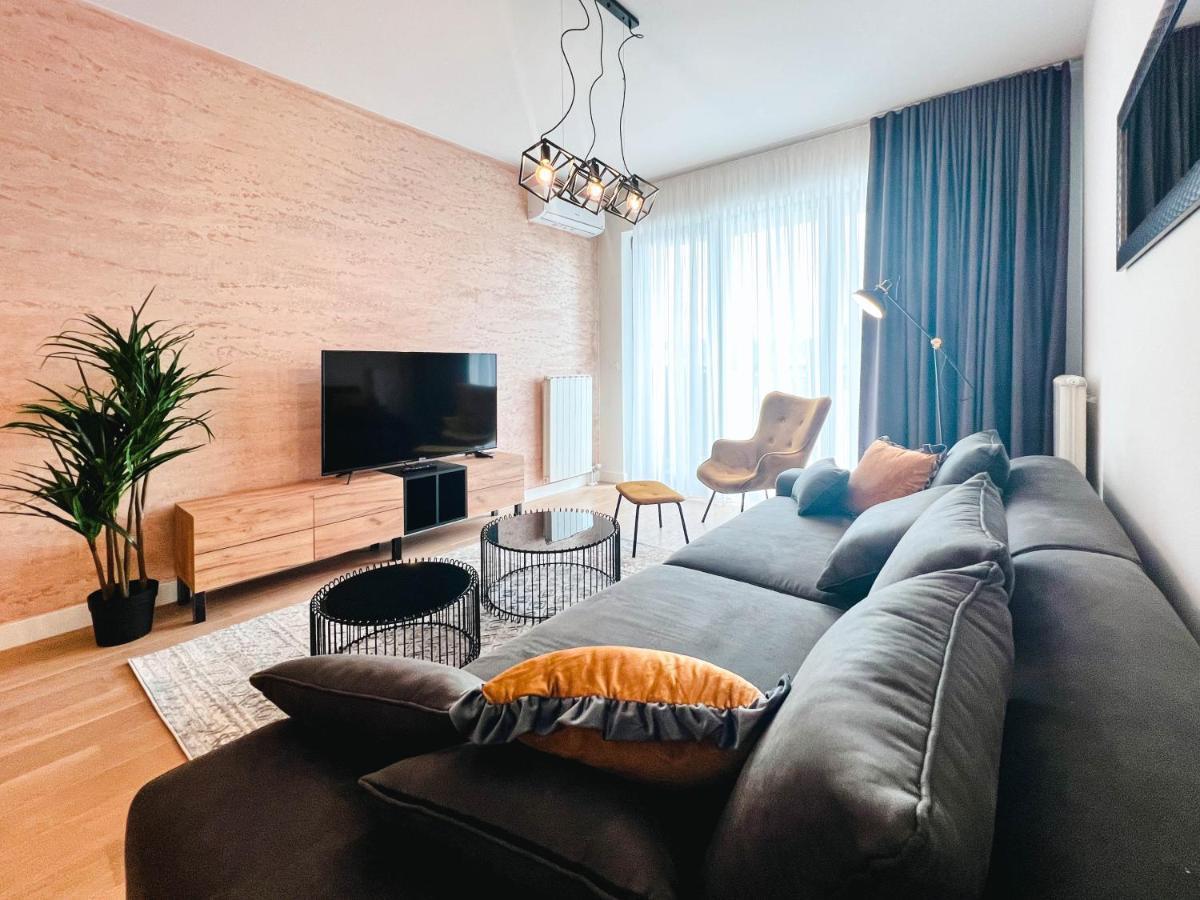 Waterfront Luxury Suites Belgrad Exteriör bild