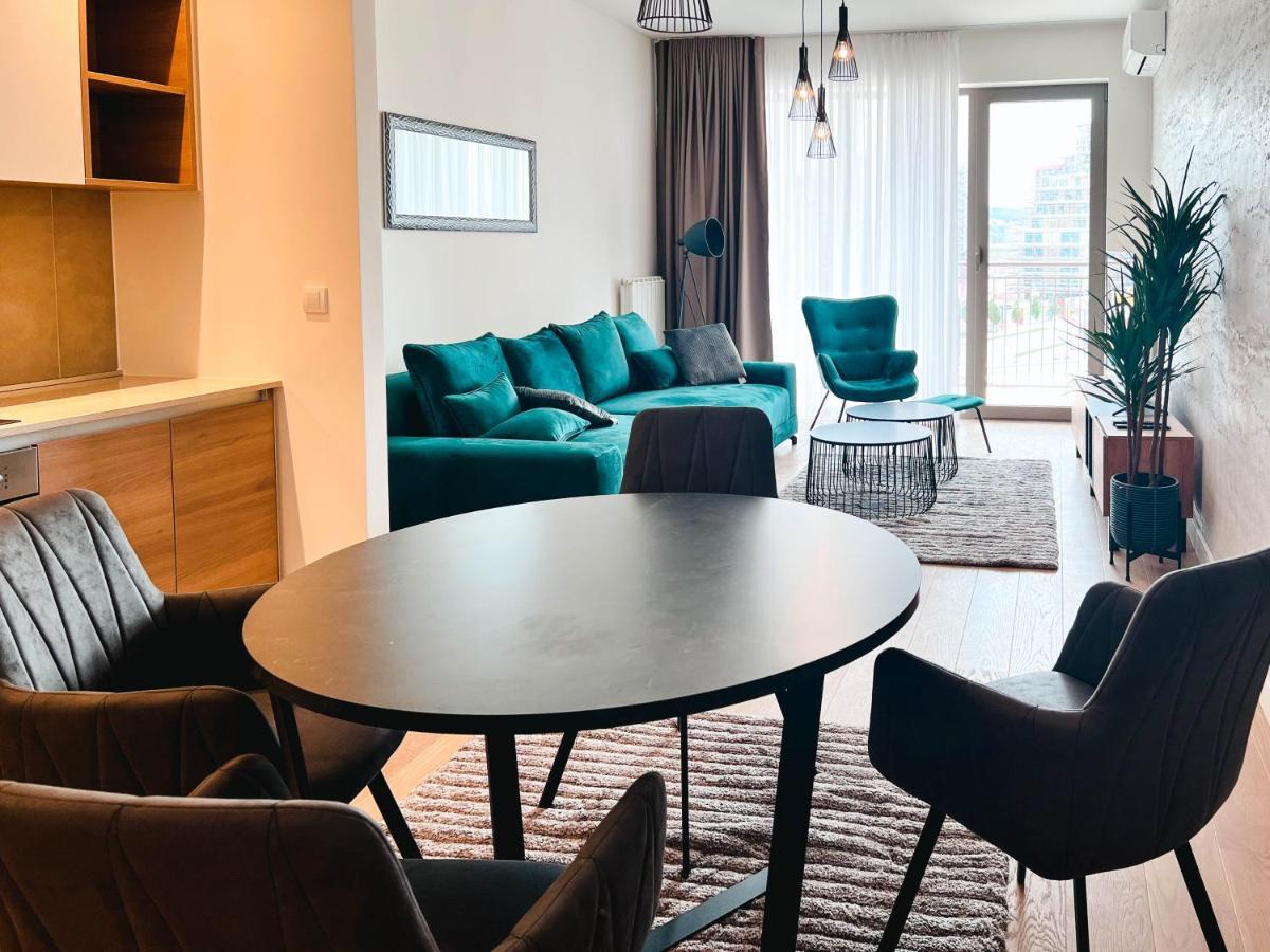 Waterfront Luxury Suites Belgrad Exteriör bild